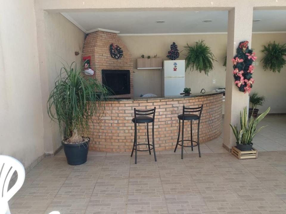 Edicula Com Um Quarto Banheiro E Piscina E Lazer Foz do Iguacu Exterior photo